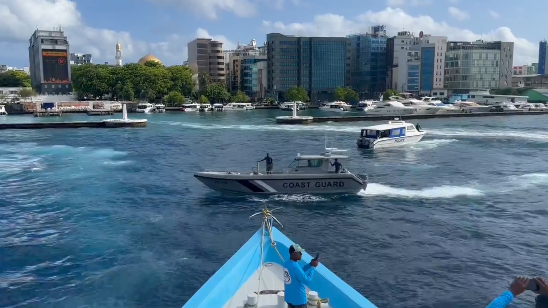މަސްވެރިން އަޑުއުފުލުމަށް އެންމެފަހުން ރަސްމީ ފާލަމާ ދިމާލުގައި