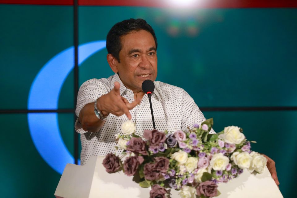 ސަރުކާރުގެ ސިޔާސީ މަގާމުތައް އުޅެނީ 5000 އިން މަތީގައި: ރައީސް ޔާމީން