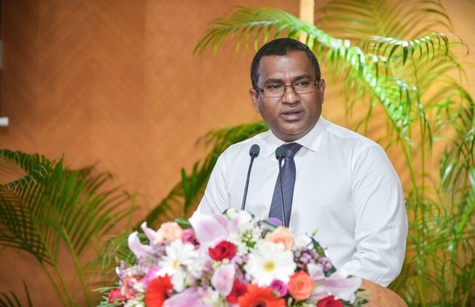 ޒުހޫރު ގޮވައިލެއްވީ އިގްތިސާދު އިތުރަށް ހަލާކުނުކޮށް ޚަރަދުތައް ކުޑަކުރުމަށް