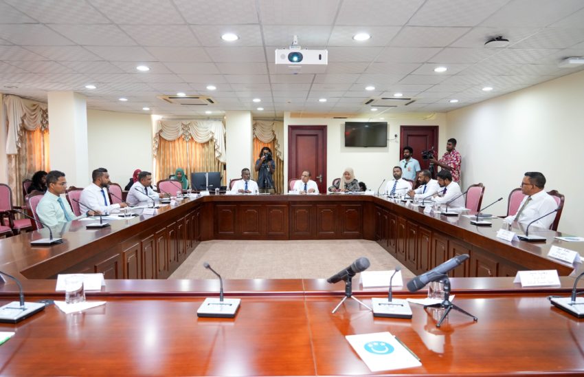 ސިވިލް ސާވިސްއިން ދޭ ލަފަޔާ އެއްގޮތަށް އެސްޖީ އިން އައްޔަން ކުރުމަށް ދެކޮޅުހަދާ