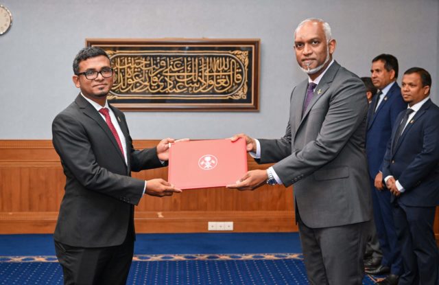 ގަވަރުނަރުގެ މަގާމަށް މުނައްވަރު އައްޔަން ކުރައްވައިފި