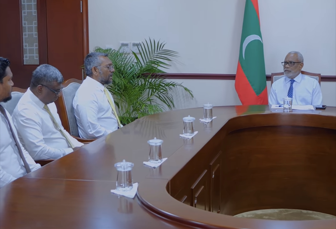 އެމްޑީޕީގެ އިސްވެރިން މަޖިލީހުގެ ރައީސްއާ ބައްދަލުކުރައްވައިފި