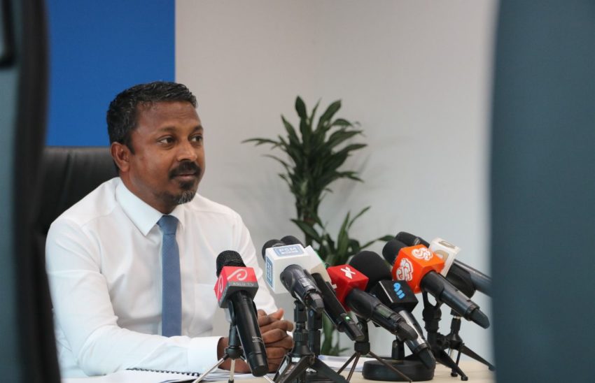 ދައުލަތުގެ ސްޓޭންޓް ބަދަލުކޮށް، އިބޫގެ އެމެރިކާ ދަތުރުގެ ރިސީޓްތައް ދެނީ