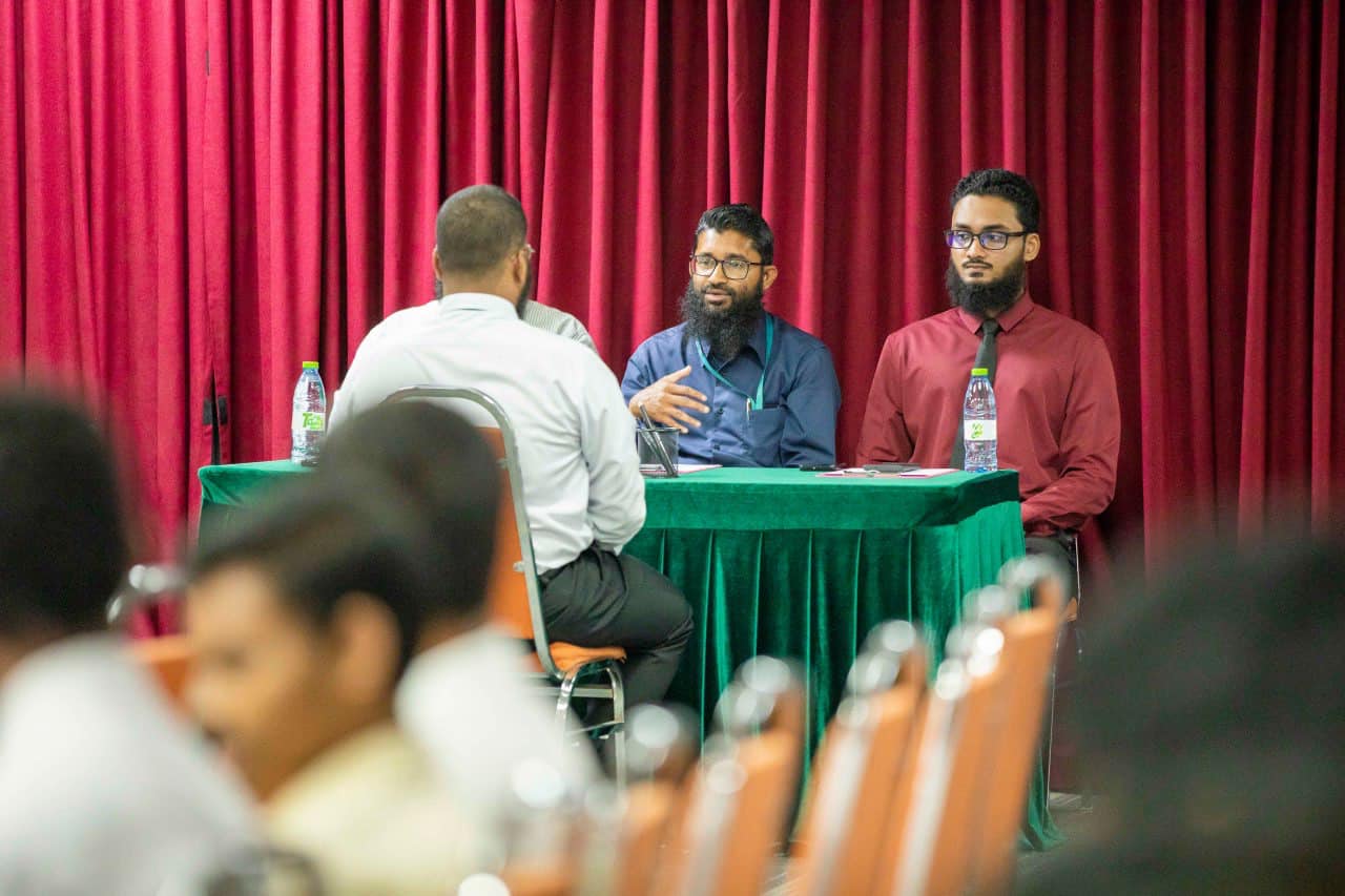 ޒުވާން ހަތީބުންގެ ދެވަނަ ބެޗަށް 206 ފޯމް ހުށަހަޅައިފި