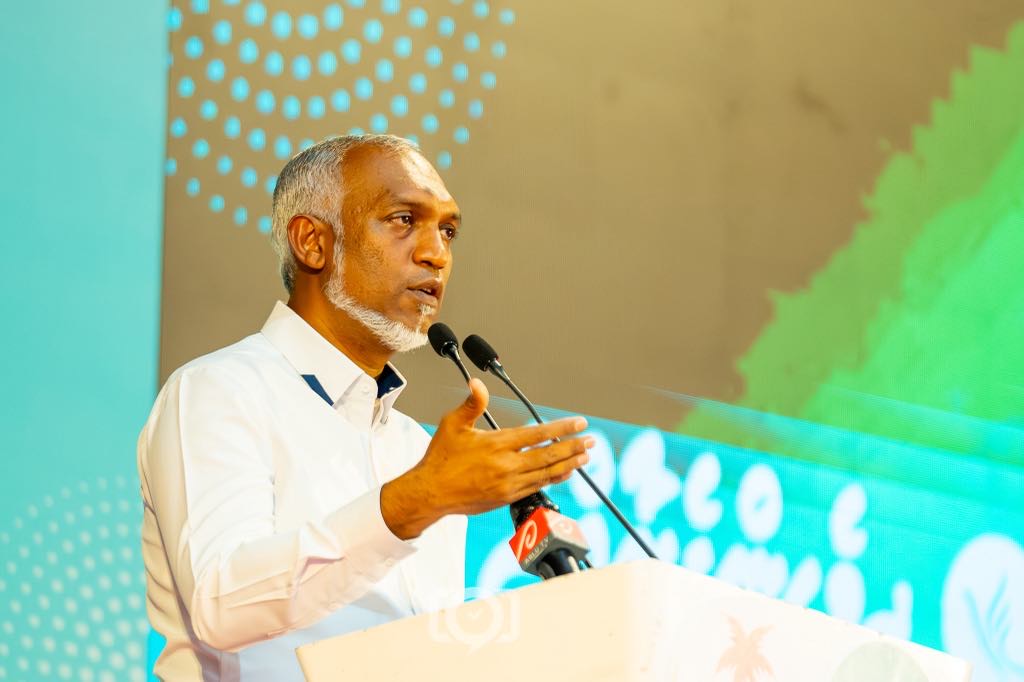 މާލީ ހާލަތު އޮތީ އަޑިނޭނގޭ ފުން އަނދަވަޅެއްގެ ތެރޭގައި: ރައީސް