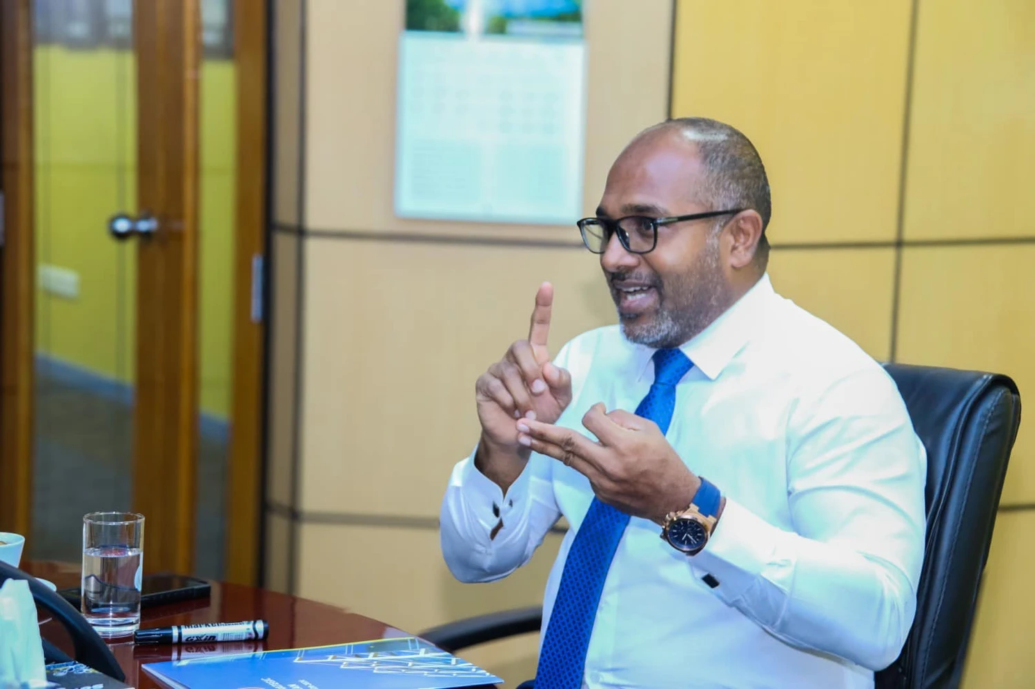 400 ކުދިންގެ ޖާގައިގެ ހޯޕް އައިލެންޑްގެ ކުރެހުންތައް ނިންމައިފި