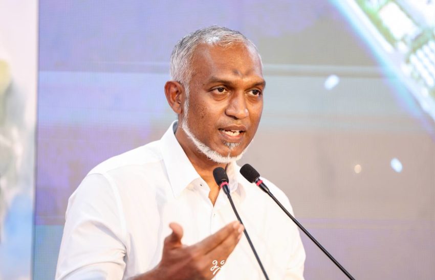 ބޭންކަށް ޑޮލަރު މާރުކުރަން މަޖުބޫރު ކުރަނީ