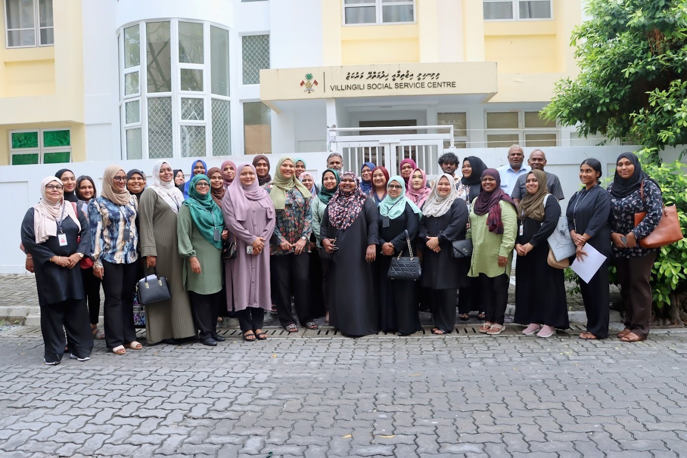 "ހާލު ކިހިނެއް؟" ދެ ހަފުތާއިން ވިލިމާލޭގެ ހުރިހާ ގެއަކަށް ޒިޔާރަތްކުރަނީ