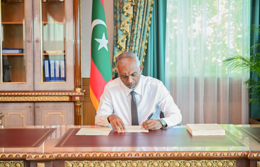 ބިދޭސީންނަށް އިހުމާލު ފަރާތްތަކަށް ބޮޑު ޖޫރިމަނާއެއް ކަނޑައަޅާފައިވާ ބިލު ތަސްދީގުކުރައްވައިފި
