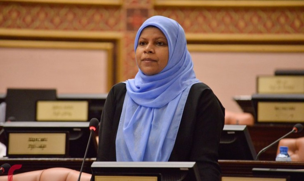 ލާޖައްސައިގެން އަނާރާ ހުޅުމާލެއިން ގޯއްޗެއް މިލްކު ކުރައްވައިފި