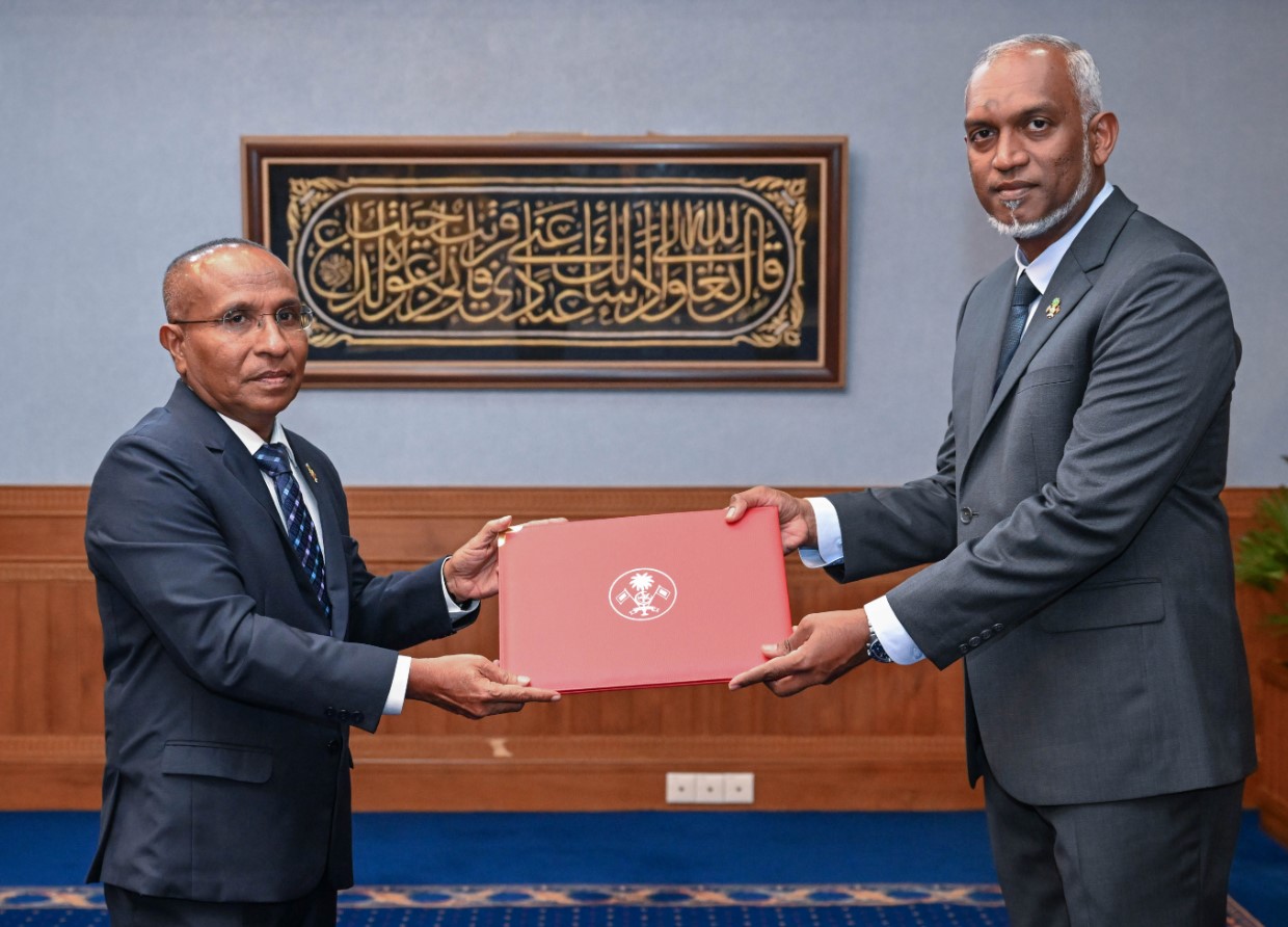 މިނިވަން މުވައްސަސާތަކުގެ ރައީސުންނާއި ބައިބުން އައްޔަނުކުރުމުގެ ބާރު ރައީސުލްޖުމްހޫރިއްޔާއަށް ދިނުމަށް ހުށަހެޅީ މުވައްސަސާތަކުން: ހިޔުމަން ރައިޓްސް ކޮމިޝަނުގެ މެންބަރ ހަބީބު