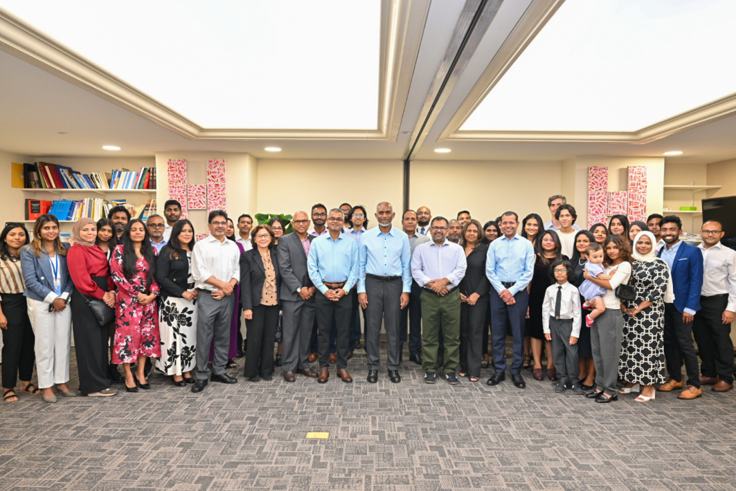 އެމެރިކާގެ ނިއުޔޯކް އަދި ކައިރި ސަރަހައްދުތަކުގައި ދިރިއުޅުއްވާ ބައެއް ދިވެހިންނާ ރައީސް ބައްދަލުކުރައްވައިފި