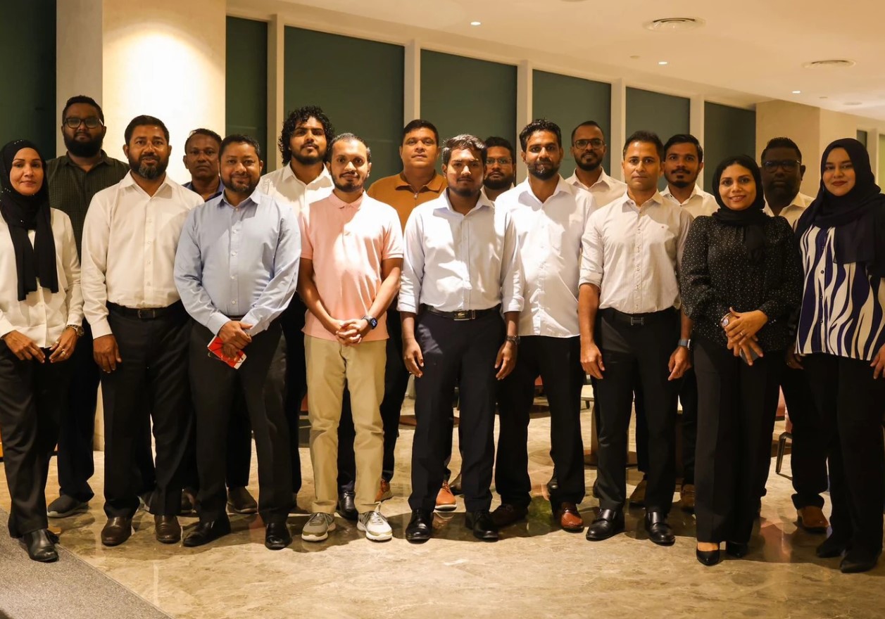 ކޮމިއުނިސްޓް ޕާޓީގެ ދަޢުވަތަކަށް ޕީއެންސީގެ ވަފުދެއް ޗައިނާއަށް