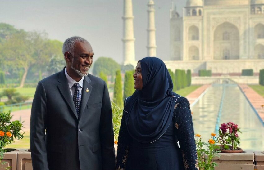 ރައީސްގެ ދެކަނބަލުން ތާޖު މަހަލްއަށް