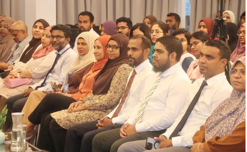 ސައިންސް އާއި ހިސާބު މާއްދާގެ ޓީ.އޯ.ޓީގެ ދެވަނަ ބުރު ނިންމާލައިފި؛ 198 ޓްރެއިނަރުން ތަމްރީނުވި