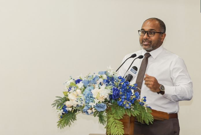 ދައުލަތުގެ އާމްދަނީ އިތުރުކުރުމަށްޓަކައި ޑިއުޓީ މަޢާފުކުރުމުގެ އުސޫލު ބަދަލުކުރަން ޖެހޭ ކަމަށް ވިދާޅުވެއްޖެ