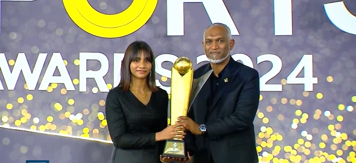 މޯލްޑިވްސް ސްޕޯޓްސް އެވޯޑްސް2024: އެންމެ މޮޅު އަންހެން އެތްލީޓް އަކަށް ދީމާ