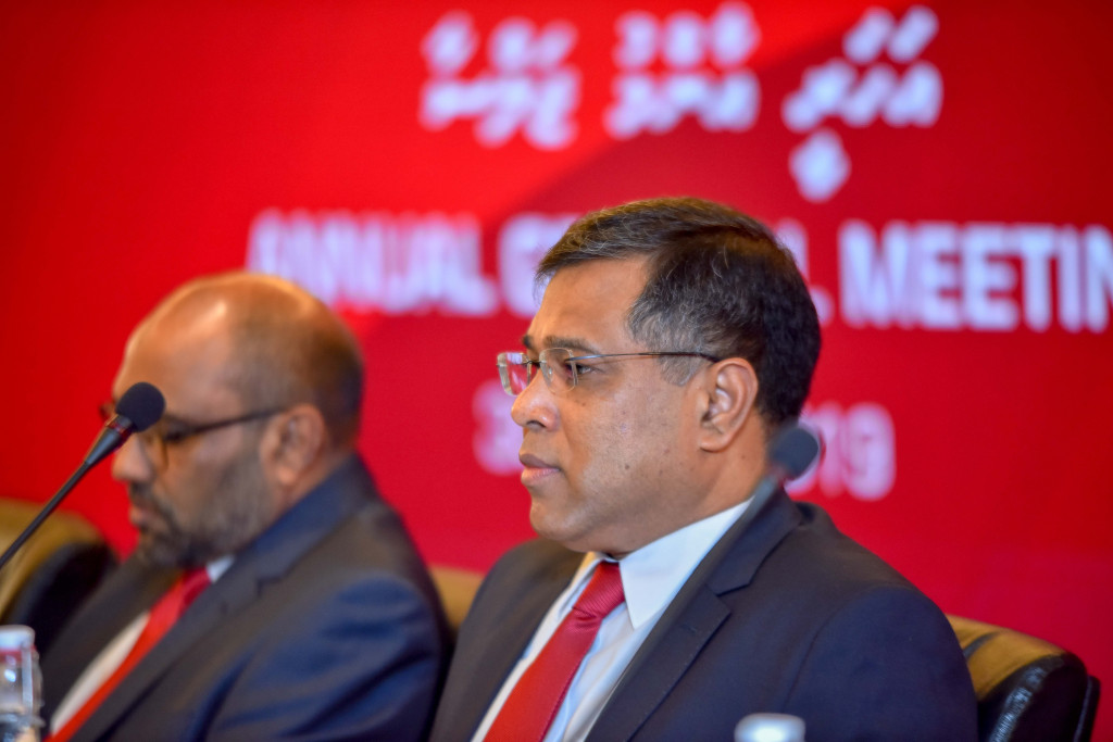 ބޭންކް އޮފް މޯލްޑިވްސްގެ ސީއީއޯގެ މަގާމަށް އެބޭންކުގެ ކުރީގެ ޑެޕިއުޓީ ސީއީއޯ މުހައްމަދު ޝަރީފް ކުރިމަތިލައިފި