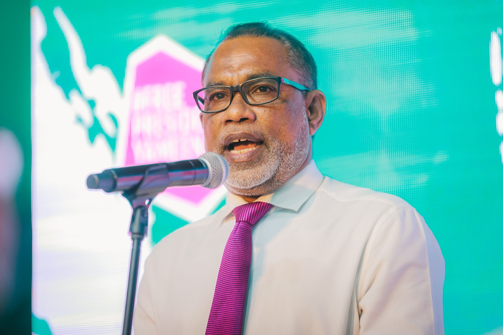 މަޖިލިސް މެމްބަރުން މަގާމުން ވަކިކުރެވޭނެ ބާރު މަޖިލިސް އަށް އޮންނަންޖެހޭ: މަޖިލިސް ރައީސް އަބްދުއްރަހީމް