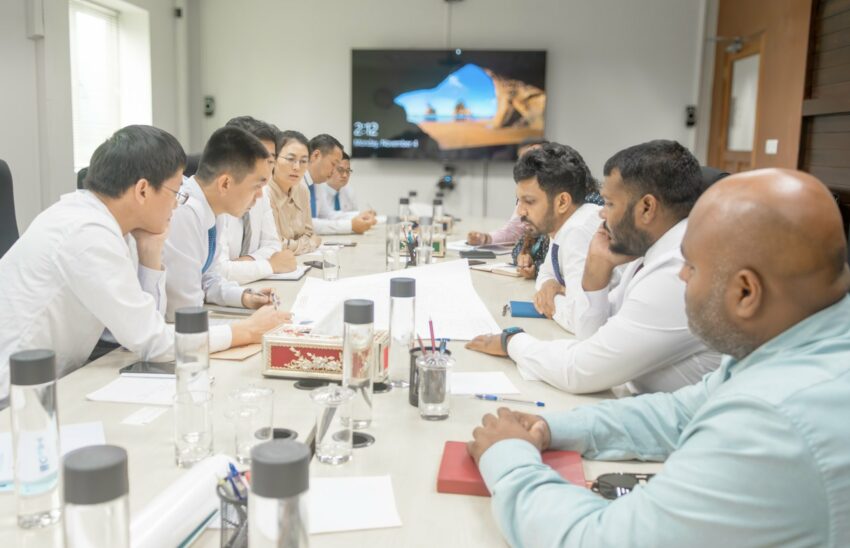 މާލެ އާއި ވިލިމާލެ މަގު ހެދުމުގެ މަޝްރޫއުގެ ސާވޭ އަށް ޗައިނާގެ ޓީމެއް ރާއްޖެއަށް