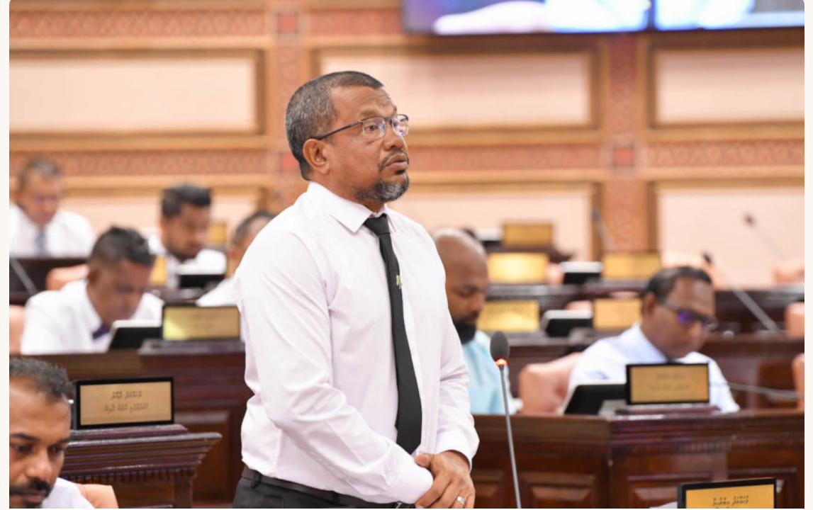 އުސޫލާ ޚިލާފަށް އެޗްޑީސީން ބިން ވިއްކި ކަމަށް ބުނެ މައްސަލަ މަޖިލީހަށް