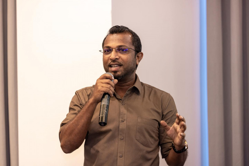 ޕީއެސްއެމްގެ އެމްޑީއަކަށް ނައްޓު