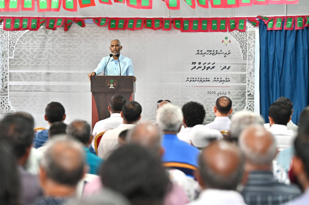 މަޝްރޫޢުތަކަށް ބޭނުންވާ ބޮޑުހިލަ، ބަލްކުކޮށް ގެންނަން ނިންމާފައިވާކަމަށް ރައީސް ޑރ.މުއިއްޒު ވިދާޅުވެއްޖެ