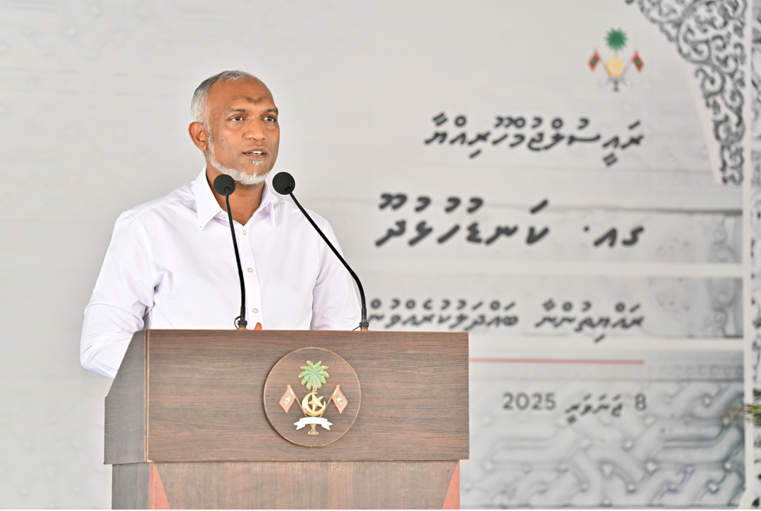 ކަނޑުހުޅުދޫ ސިއްހީ މަރުކަޒު 24 ގަޑިއިރު ހިދުމަތް ދެވޭ ފެންވަރަށް މި އަހަރު ތަރައްގީ ކޮށްދެއްވާނަން: ރައީސް