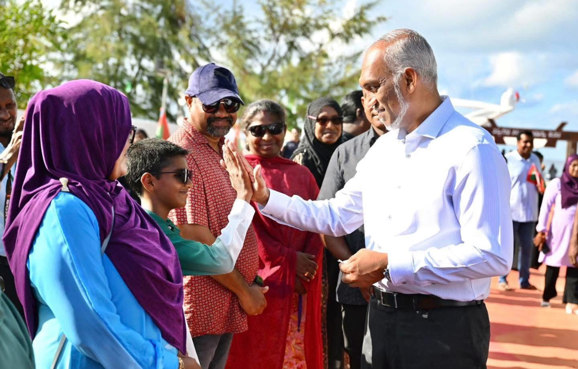 ރައީސް ޑރ. މުއިއްޒު ހުވަދުއަތޮޅަށް ކުރެއްވި ދަތުރުފުޅު ނިންމަވާލެއްވުމަށްފަހު މާލެ ވަޑައިގެންފި