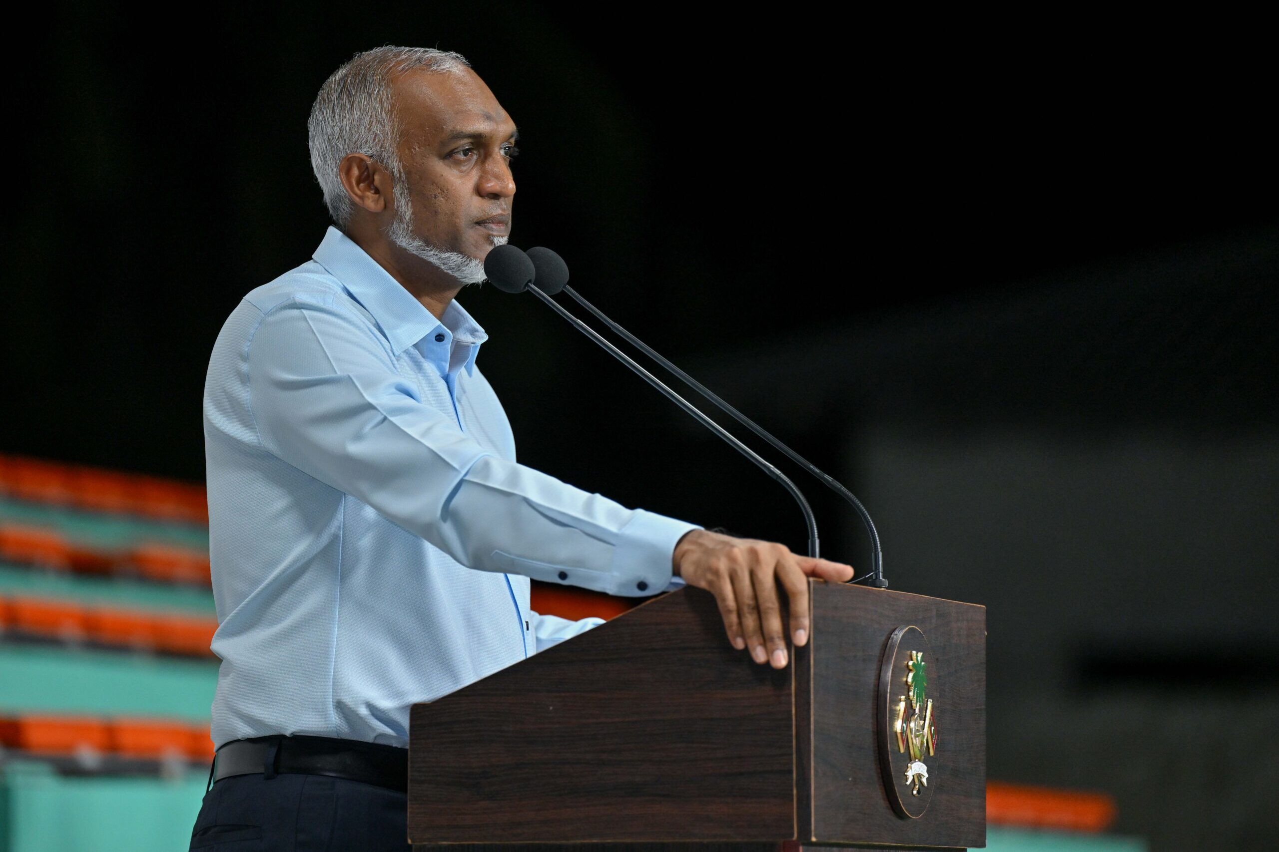 ޚަރަދު ކުޑަކުރުމުގެ ގޮތުން ކައުންސިލްގެ ރައީސާއި ނައިބް ފިޔަވައި ދެންތިބޭ ކައުންސިލަރުންނަކީ ސިޓިން އެލަވަންސެއް ލިބޭ ބަޔަކަށް ހަދަން މަޝްވަރާއަށް ހުޅުވާލައިފި