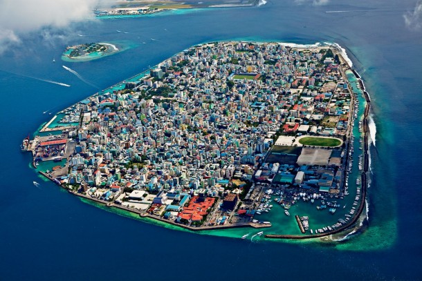 މާލޭގައި ބާއްވަން އުޅުނު ހިންދޫންގެ ދީނީ ފެސްޓިވަލެއް ފުލުހުން ހުއްޓުވައިފި