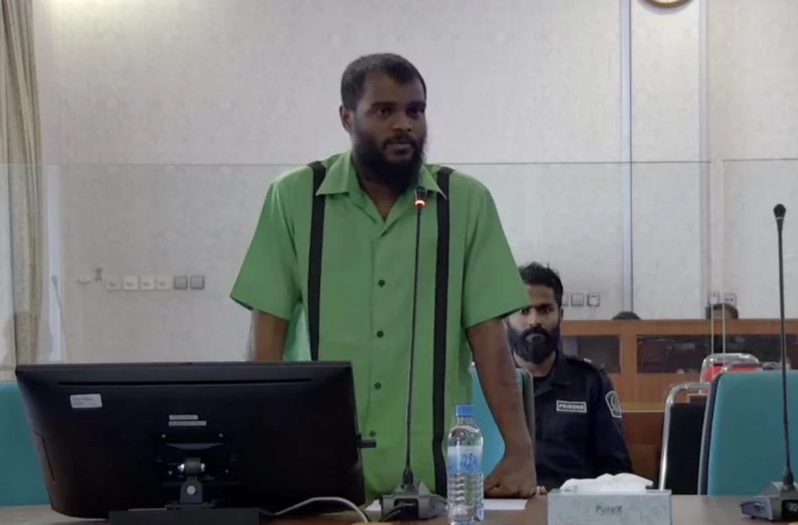 އަދުހަމްގެ އިސްތިޢުނާފުގެ އަޑުއެހުންތައް ފަށައިފި