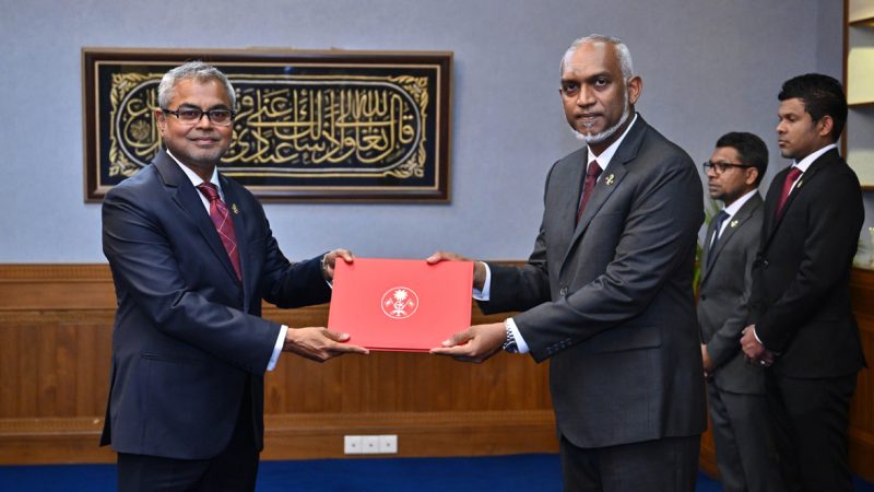 ޠާރިޤު އަށް މަޖިލީހުން ރުހުން ދީފި