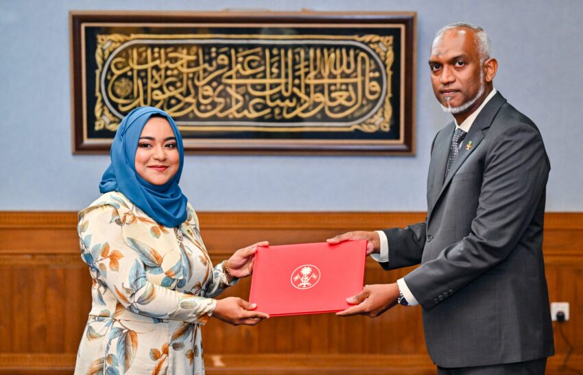 ވަޒީފާއާ ބެހޭ ޓްރައިބިއުނަލަށް ހިކުމާ ހަމަޖައްސައިފި
