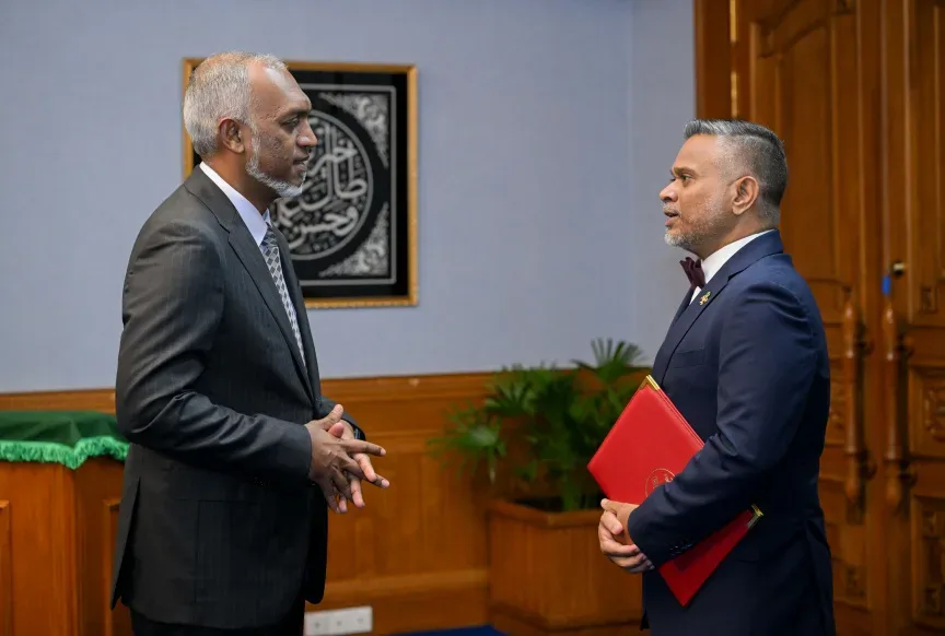 ޕީޖީ އޮފީހުން މަސައްކަތްތައް ކޮށްފައި ހުންނާނީ މޫނަކަށް ކަނދުރާއަކަށް މަޤާމަކަށް ބެލުމެއް ނެތި: އައްބާސް ޝަރީފް