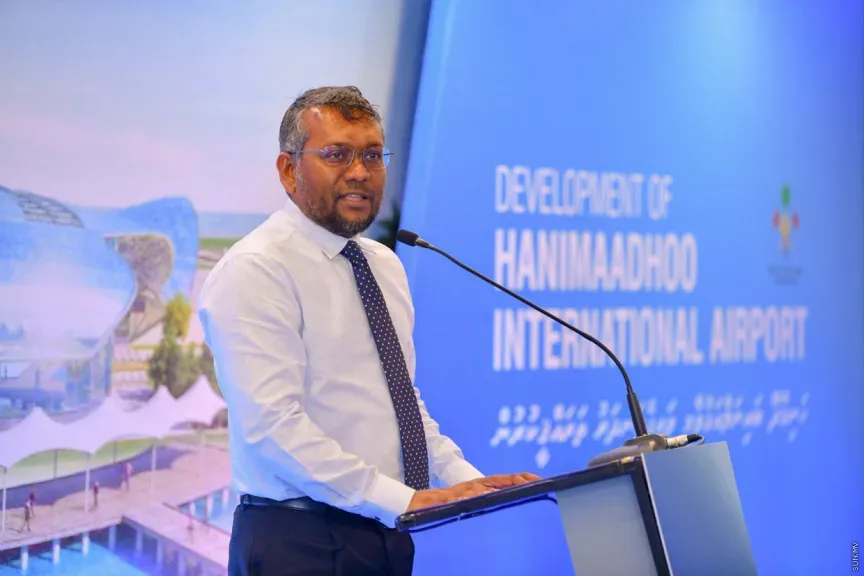ރާއްޖޭގެ ތާރީހުގައިވެސް އެންމެގިނައިން ޑޮލަރުން އާމްދަނީ ލިބެނީ މިހާރު، ކޮވިޑުގެ ހާލަތައްވުގެ ޑޮލަރުގެ އަގު އުފުލެމުންދަނީ ސަރުކާރުގެ އިސްރާފުގެ ސަބަބުން: ފައްޔާޒް