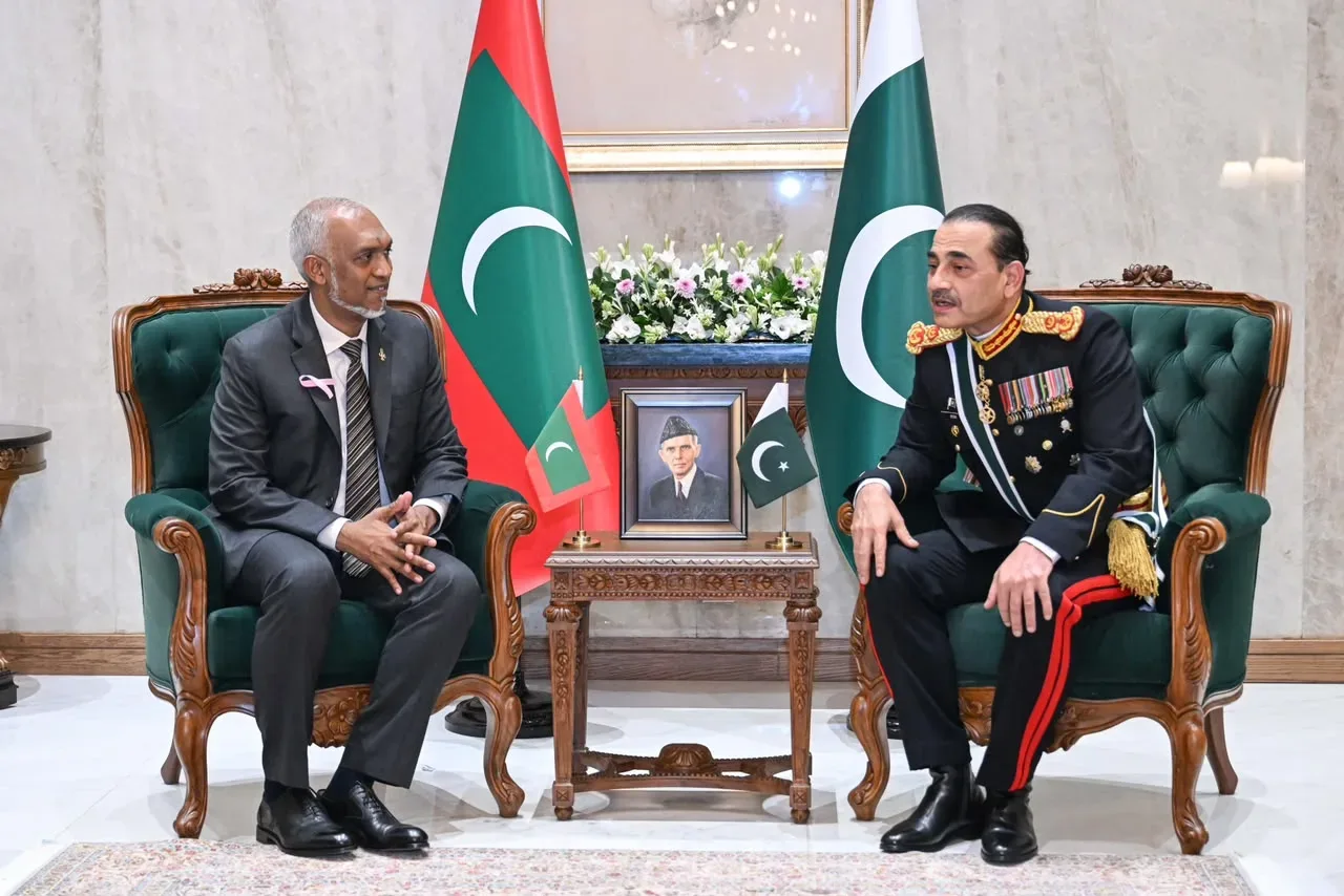 ރައީސް މުއިއްޒުގެ ސިޔާސަތުގެ ސަބަބުން ރާއްޖޭގެ ސަލާމަތަށް ދަނީ ނުރައްކާ ވަމުން: ރައީސް ނަޝީދު