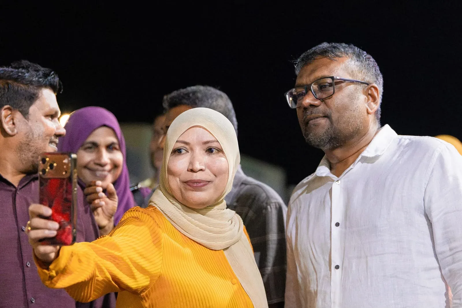 ފައްޔާޒްގެ އައްޑޫ ދަތުރު: ފެންނަނީ އާއްޑޫ އެމްޑީޕީ މެންބަރުންގެ މެދުގަ ބޮޑުބަދަލަށް އޮތް ތާއީދު