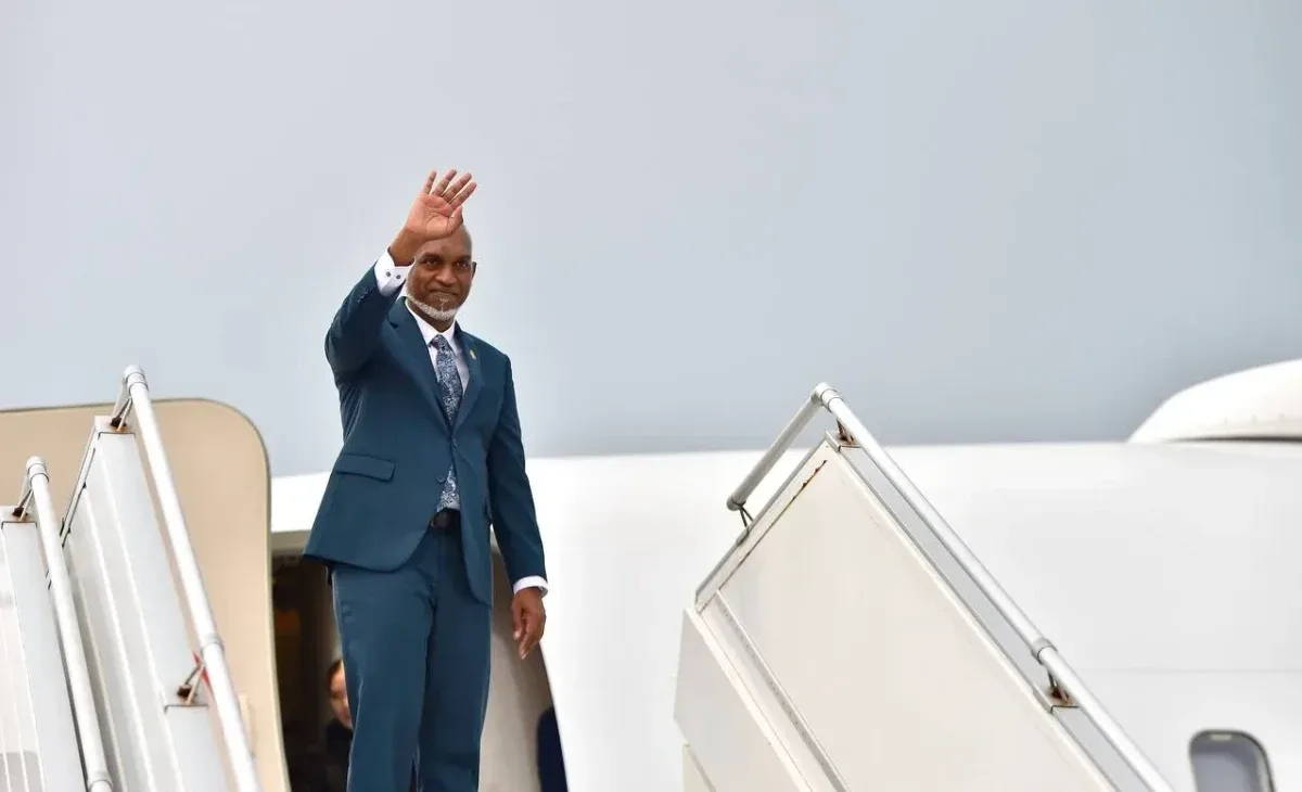 މި މަހުވެސް ރާއްޖެ ޑިފޯލްޓު ނުވެ ސަލާމަތްވީ އިންޑިއާގެ ކަރަންސީ ސްވޮޕްގެ ސަބަބުން، އެކަމަކު އެ ވަޑައިގަންނަވަނީ ޕާކިސްތާނަށް: ރައީސް ނަޝީދު